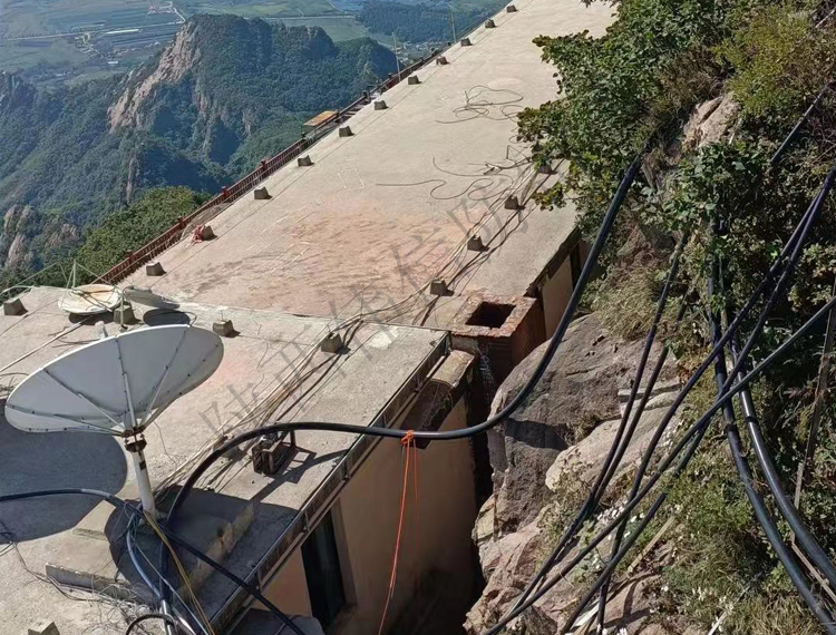 遼寧丹東廣播電視臺防雷改造工程現場3