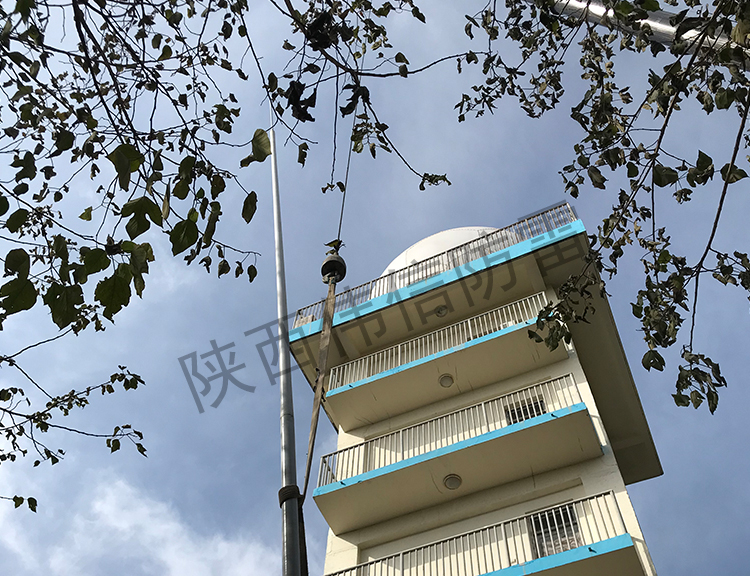 試飛院雷達(dá)站玻璃鋼避雷針安裝現(xiàn)場(chǎng)3