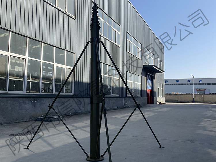 25米高位升降桅桿，移動(dòng)升降照明通訊桅桿，電動(dòng)升降桅桿車載